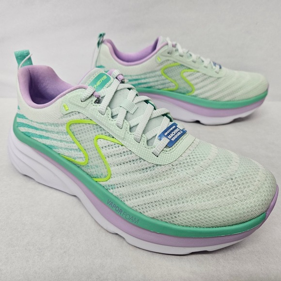 Skechers Shoes - Skechers D'Lux Vapor - Cool Breeze Athletic Shoe 150583 Mint Women Size 9.5